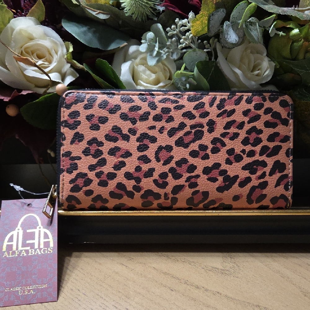 Leopard Print Wallet - Tan and Black